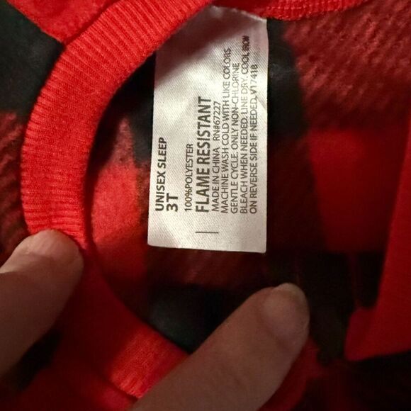 Buffalo Check Fleece One Piece Red & Black Pajama Size 3T - Picture 5 of 5